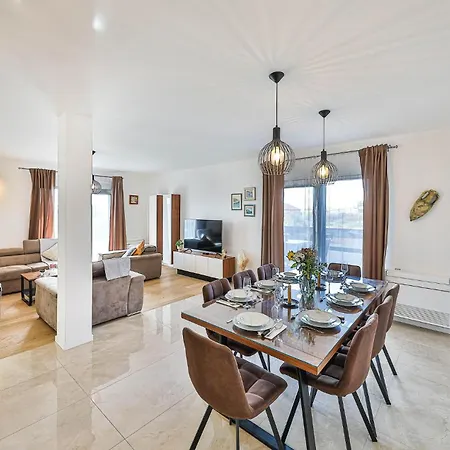 Feriehus Luxurious In *